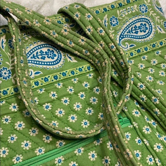 🌹VINTAGE VERA BRADLEY • Large Green Floral Tote Bag - Picture 9 of 13